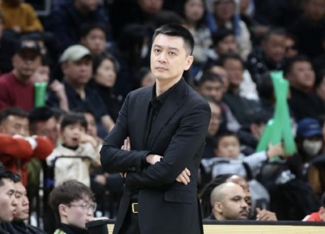 开云体育APP-杨鸣：广东三外援轮番冲击让我们顾此失彼；今晚年轻人的表现值得表扬