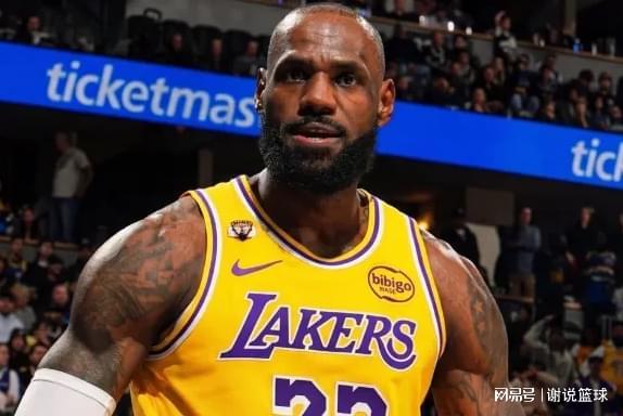 开云体育下载-湖人逆转詹姆斯又成主角，特定数据断层领先，赛后鼓励胖虎再圈粉